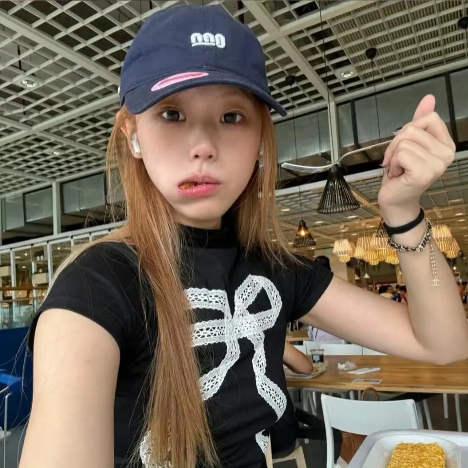 瓦舍之素舞遥 海报